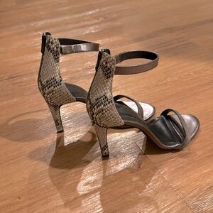Joie sandals 6.5